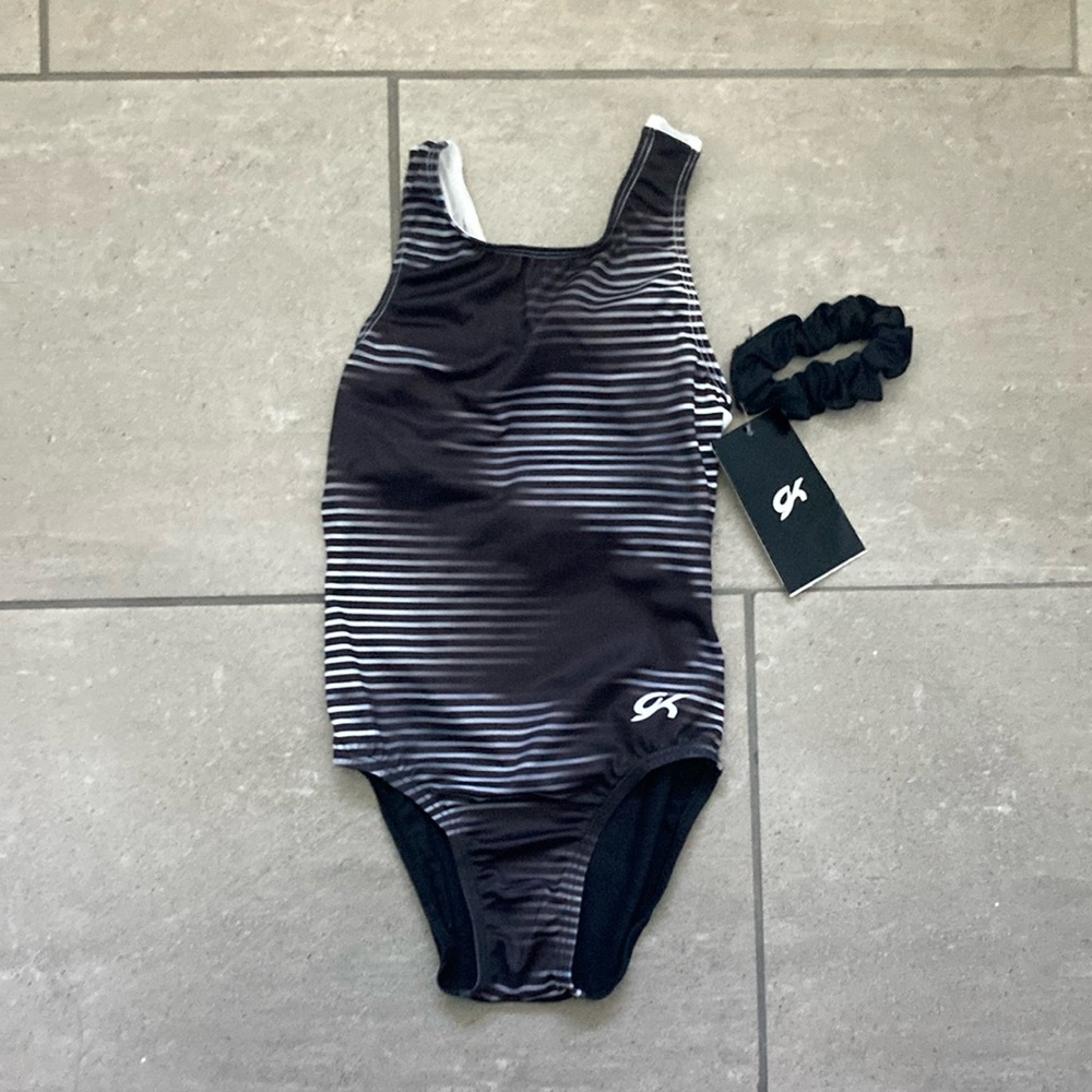 B&W leotard